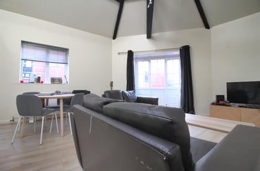 Thornton Court, Newcastle Upon Tyne, Newcastle - Image 3